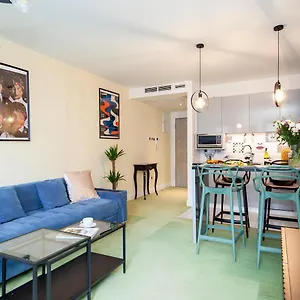 Oomph Deluxe Ruska Apartament